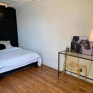 Superbe Tour Eiffel Appartement